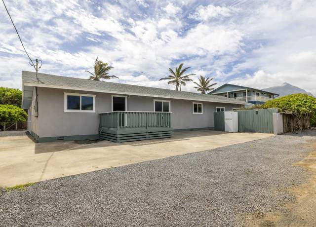 Property at 585 Linekona Pl, Wailuku, HI 96793, 7 beds, 4 baths