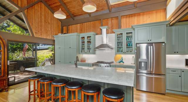 Photo of 2445 Piiholo Rd, Makawao, HI 96768