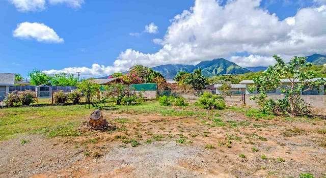 Photo of 218 Holua Dr, Kahului, HI 96732
