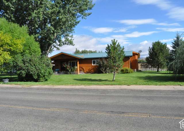 Property at 1084 W 2000 N, Vernal, UT 84078, 3 beds, 2 baths