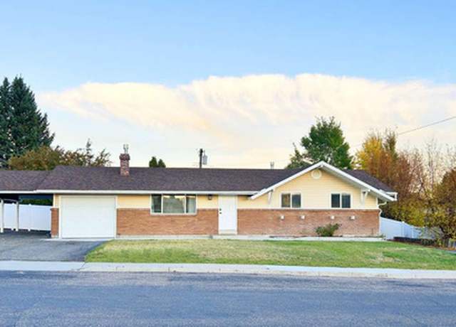 Property at 341 S 3rd W, Soda Springs, ID 83276, 5 beds, 3 baths