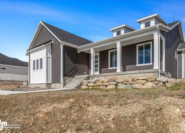 Property at 626 S 1030 E, Smithfield, UT 84335, 6 beds, 3.5 baths