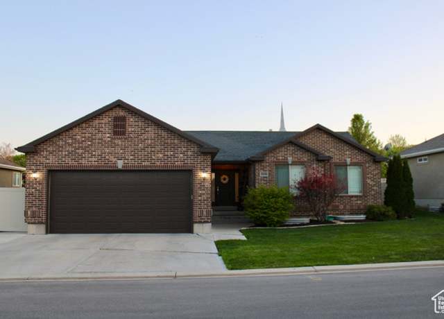 Property at 512 Stone Way, Santaquin, UT 84655, 5 beds, 3 baths