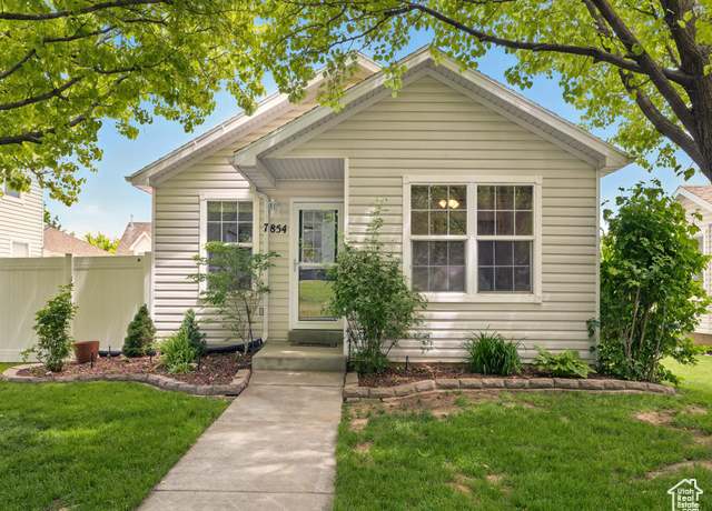 Property at 7854 N White Ash Dr, Eagle Mountain, UT 84005, 4 beds, 2 baths