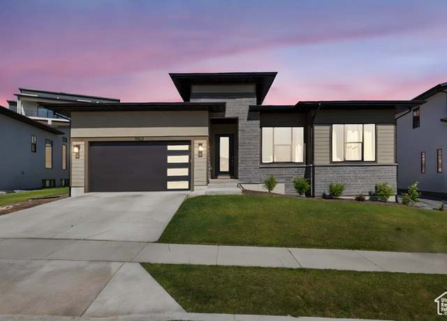 Property at 5502 N Valley View Rd W, Lehi, UT 84043, 3 beds, 2.5 baths
