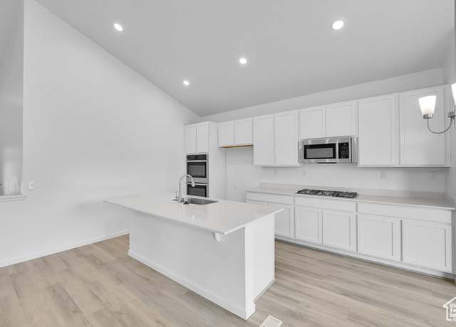 Property at 223 W 800 S #344, Willard, UT 84340, 3 beds, 2 baths