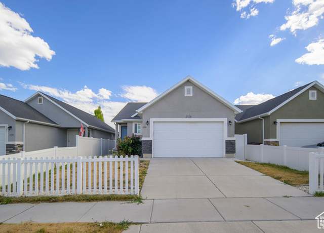 Property at 1728 E Shadow Dr, Eagle Mountain, UT 84005, 3 beds, 2 baths