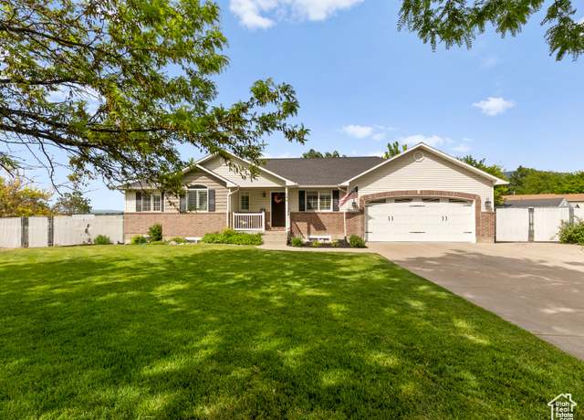 Property at 1046 W 370 N, Hyrum, UT 84319, 6 beds, 3 baths