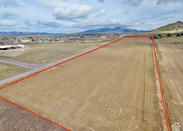 Property at 355 S 300 E, Malad City, ID 83252