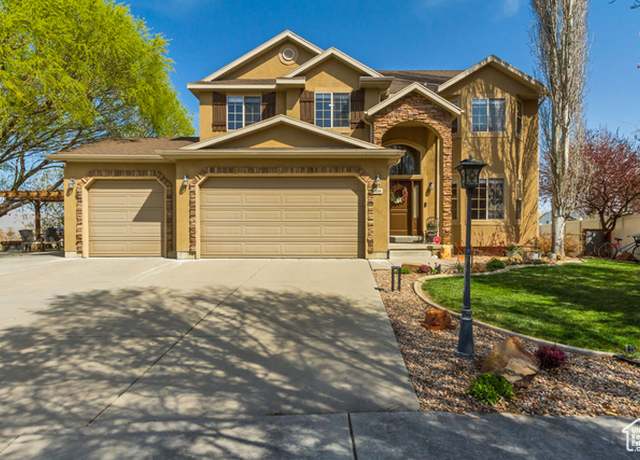Property at 306 W 1240 S, Payson, UT 84651, 6 beds, 3.5 baths