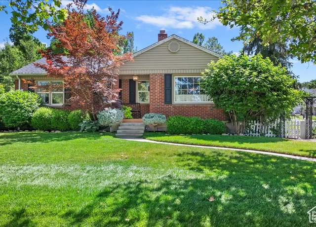 Property at 93 S 200 E, Kaysville, UT 84037, 5 beds, 2 baths