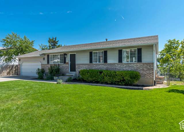 Property at 10111 N Cottonwood Dr, Cedar Hills, UT 84062, 4 beds, 3 baths