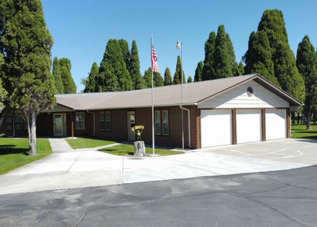 Property at 731 Pioneer Dr, Soda Springs, ID 83276, 3 beds, 2.5 baths