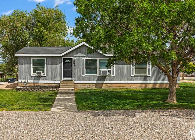 Property at 195 S 100 W, Redmond, UT 84652, 3 beds, 2 baths