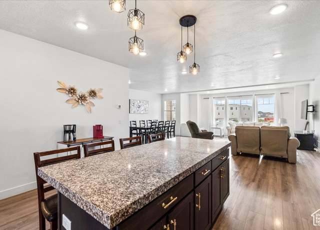 Property at 5286 N Folkstone Dr N, Eagle Mountain, UT 84005, 3 beds, 2.5 baths