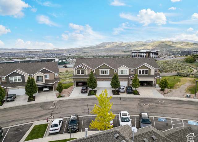Property at 2335 W Cresthaven Ln, Lehi, UT 84043, 4 beds, 3.5 baths