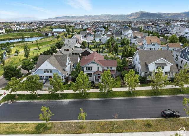 Property at 4811 W Dock St S, South Jordan, UT 84009, 6 beds, 5 baths