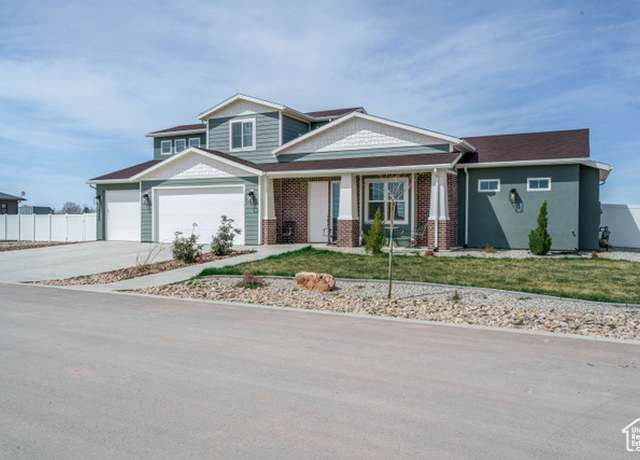 Property at 2522 W 5190 N, Cedar City, UT 84721, 4 beds, 3 baths