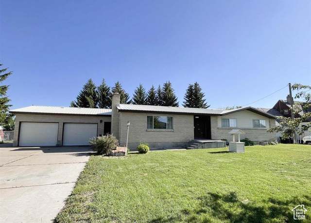 Property at 431 E Hooper Ave, Soda Springs, ID 83276, 3 beds, 2 baths
