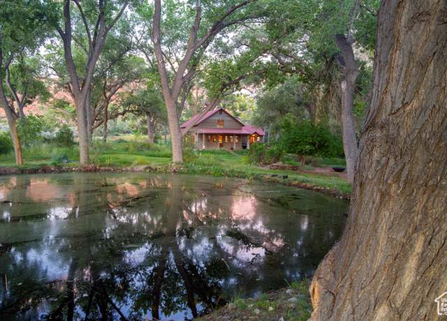 Property at 2927 S East Bench Rd, Moab, UT 84532, 3 beds, 2.5 baths