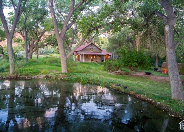 Property at 2927 S East Bench Rd, Moab, UT 84532, 3 beds, 2.5 baths