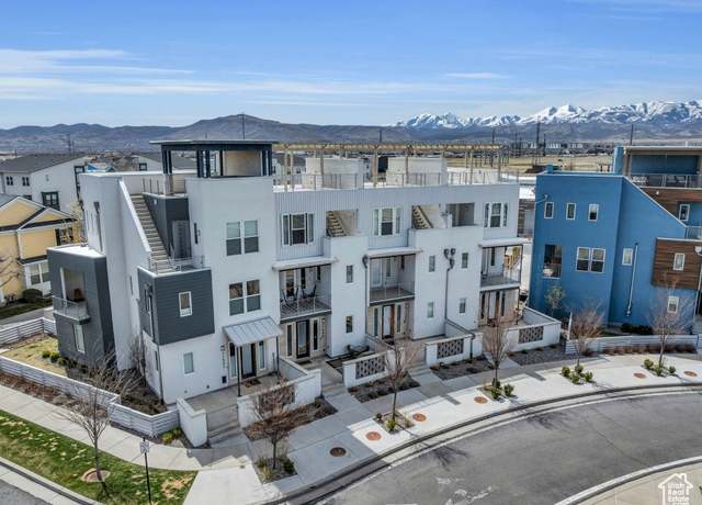 Property at 11548 S Grandville Ave, South Jordan, UT 84009, 2 beds, 2.5 baths