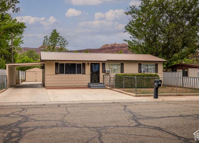 Property at 527 W Palisade Dr, Moab, UT 84532, 3 beds, 1 bath