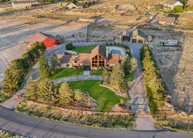 Property at 8656 N West Dr E, Eagle Mountain, UT 84005, 5 beds, 3 baths