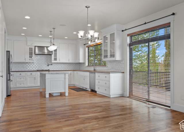 Property at 5047 N Larkwood Ln, Lehi, UT 84043, 5 beds, 4.5 baths