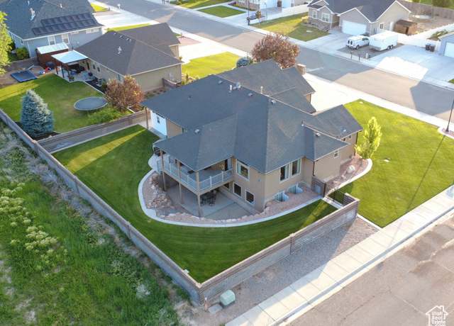 Property at 1790 S 940 W, Richfield, UT 84701, 5 beds, 4 baths