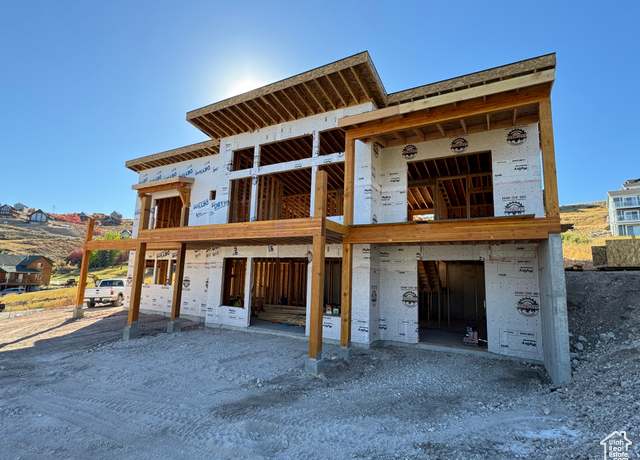 Property at 523 W Raspberry Patch Rd, Garden City, UT 84028, 4 beds, 3 baths