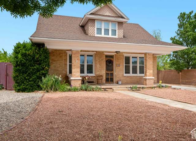 Property at 266 W 200 S, Hurricane, UT 84737, 4 beds, 2 baths