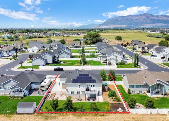 Property at 2515 W 3375 S, West Haven, UT 84401, 5 beds, 3 baths