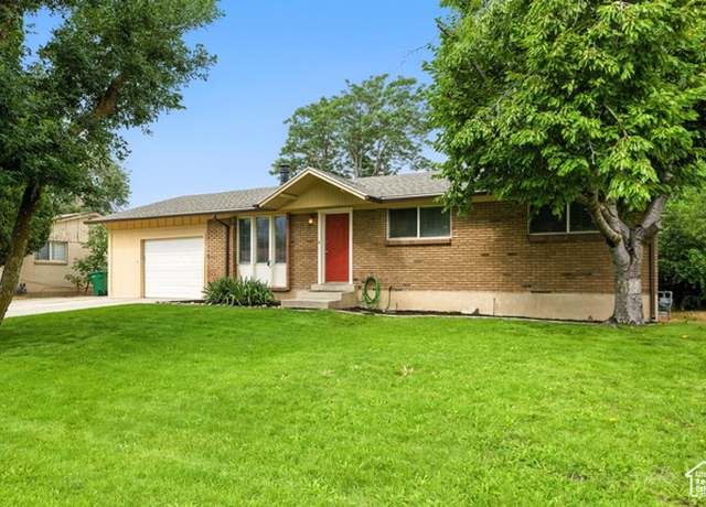 Property at 9324 S Brighton View Dr E, Sandy, UT 84070, 4 beds, 2 baths