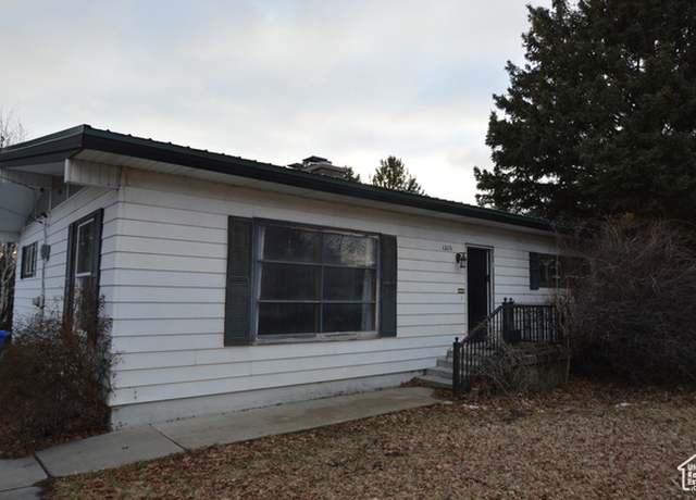 Property at 1215 E 2600 N, North Ogden, UT 84414, 4 beds, 2 baths