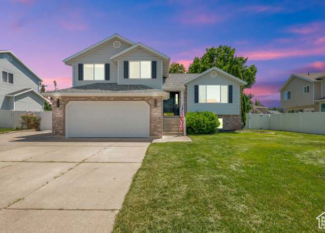 Property at 524 E 1200 S, Kaysville, UT 84037, 4 beds, 3 baths