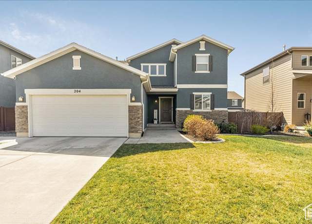 Property at 204 E 460 N, Vineyard, UT 84059, 4 beds, 2.5 baths