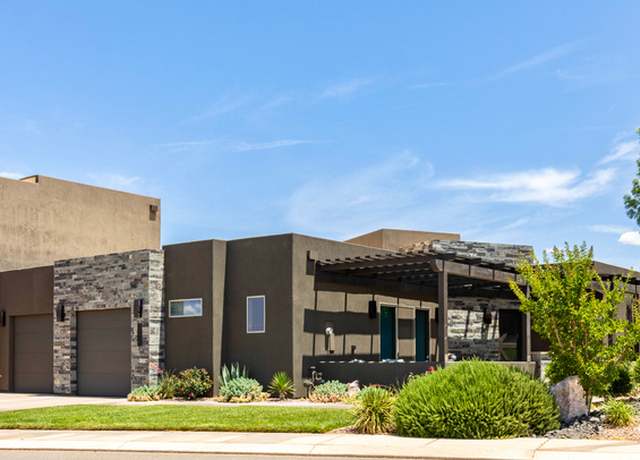 Property at 3221 S Retreat Dr W #7, Hurricane, UT 84737, 3 beds, 3 baths