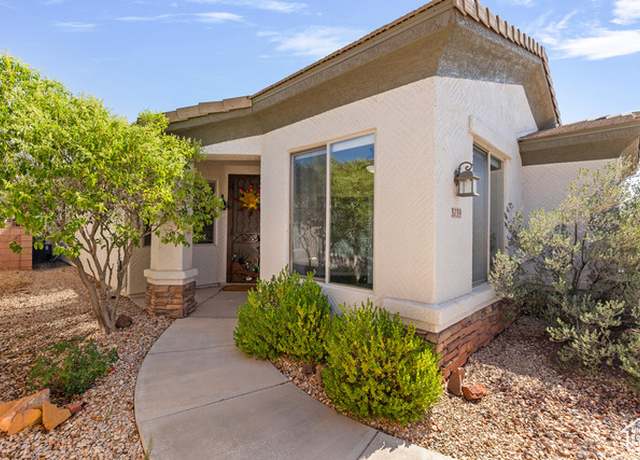 Property at 3739 E Crimson Fairway Dr, Washington, UT 84780, 3 beds, 2.5 baths
