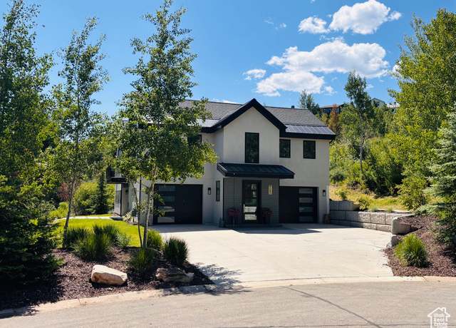 Property at 8680 Saddleback Cir, Park City, UT 84098, 5 beds, 3.5 baths