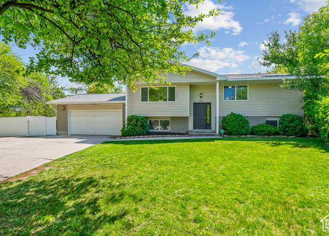 Property at 3437 W Sunrise Cir, West Jordan, UT 84084, 5 beds, 3 baths