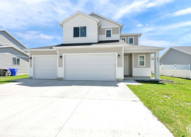 Property at 892 N 900 W, Tremonton, UT 84337, 3 beds, 2.5 baths