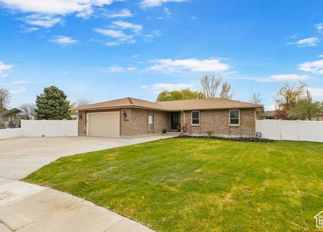 Property at 9809 S Jordan Ridge Cir S, South Jordan, UT 84095, 5 beds, 3 baths