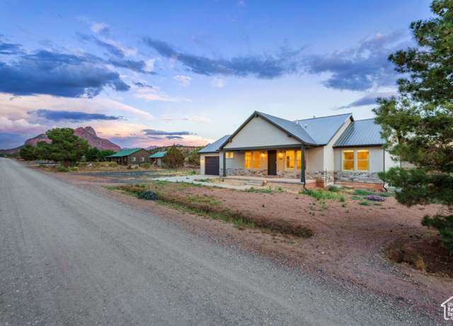 Property at 1061 W Smithsonian Way, Apple Valley, UT 84737, 7 beds, 5 baths