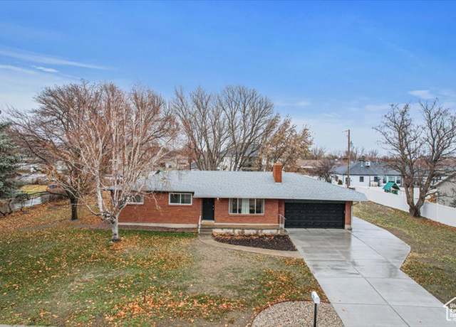 Property at 2660 W 10950 S, South Jordan, UT 84095, 5 beds, 3 baths
