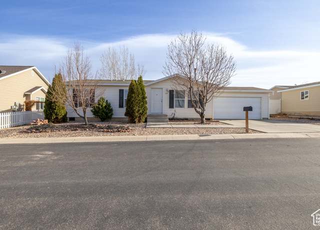 Property at 229 W 2050 S, Vernal, UT 84078, 3 beds, 2 baths