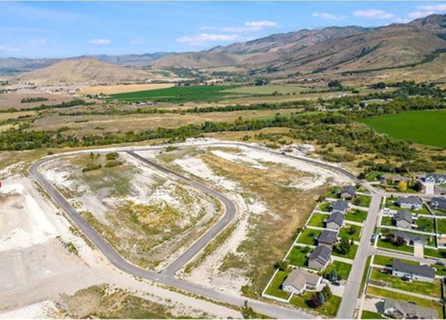 Property at 707 Cherry Creek Pkwy #17, Richmond, UT 84333