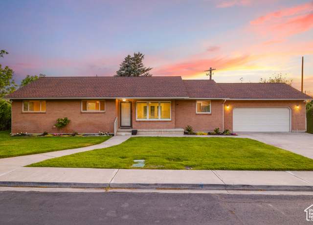 Property at 10861 N Panorama Dr, Highland, UT 84003, 7 beds, 4.5 baths
