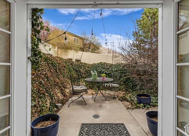 Property at 888 W 2800 N, Pleasant Grove, UT 84062, 6 beds, 4.5 baths