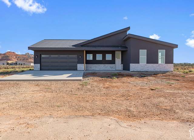 Property at 4380 E Sego Lily Cir, Kanab, UT 84741, 4 beds, 3 baths